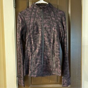 Lululemon Define Jacket Size 6 - purple and black print